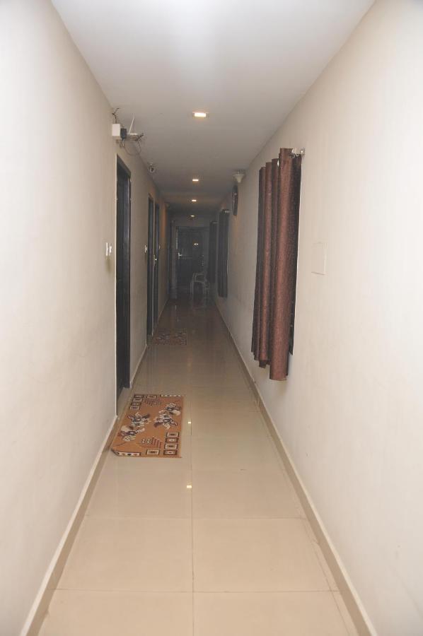 Hotel Temple City Papanasam エクステリア 写真