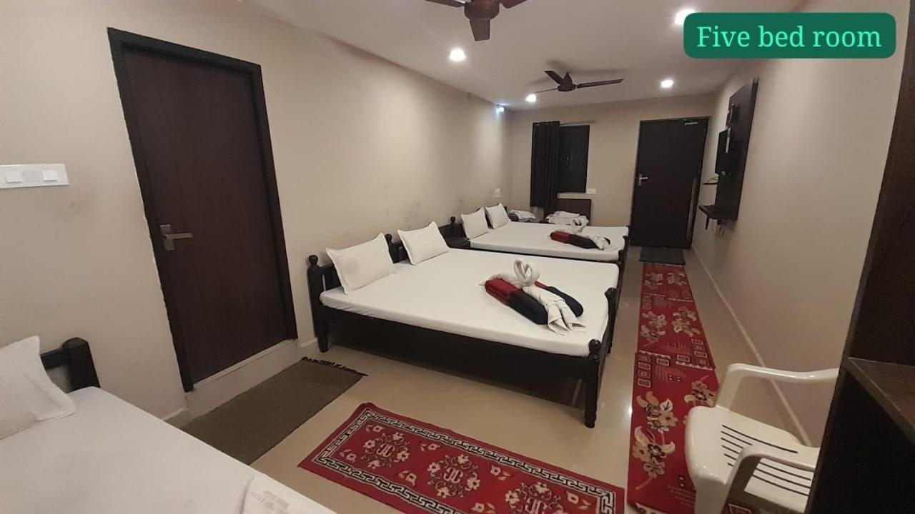 Hotel Temple City Papanasam エクステリア 写真