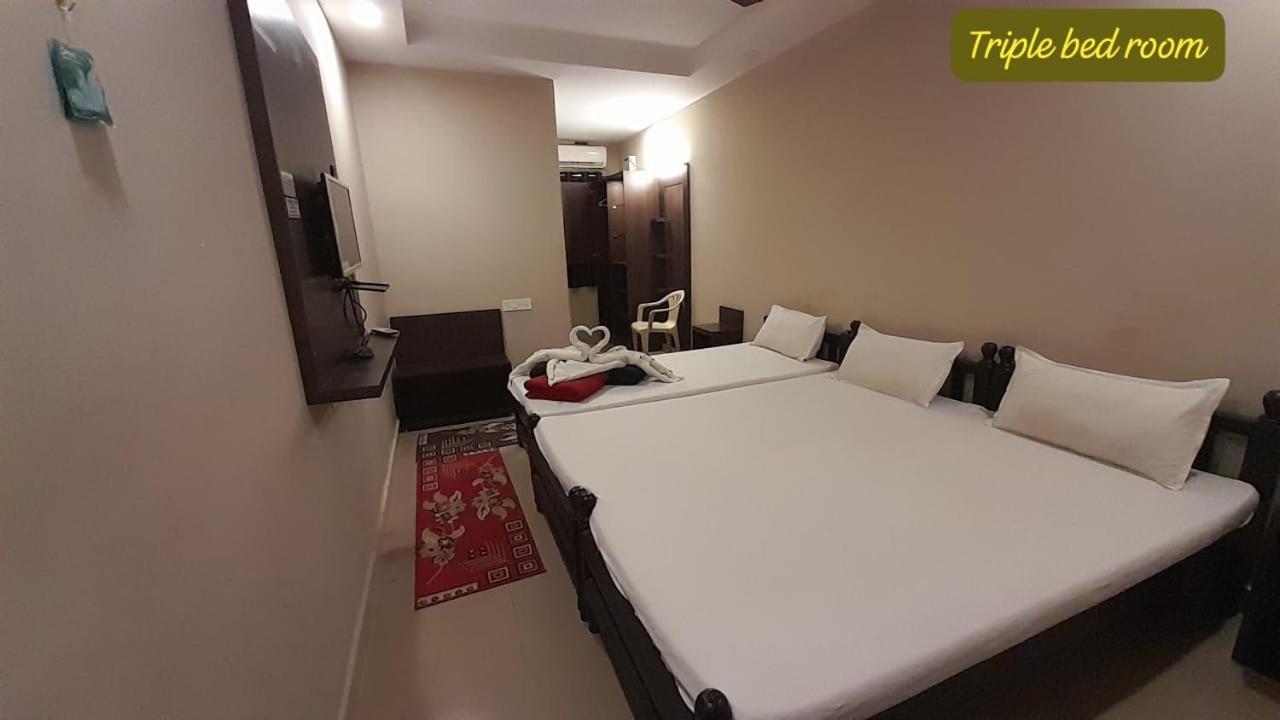 Hotel Temple City Papanasam エクステリア 写真